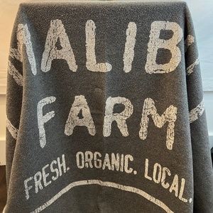 MALIBU FARM - TWO PIECE GIFT SET - BLANKET & MASON JAR - 80% OFF WINTER SALE!!!!